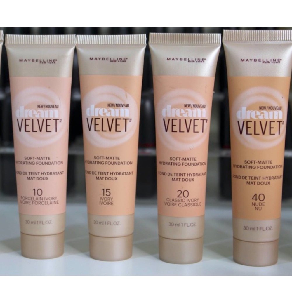 MAYBELLINE Dream Velvet Foundation